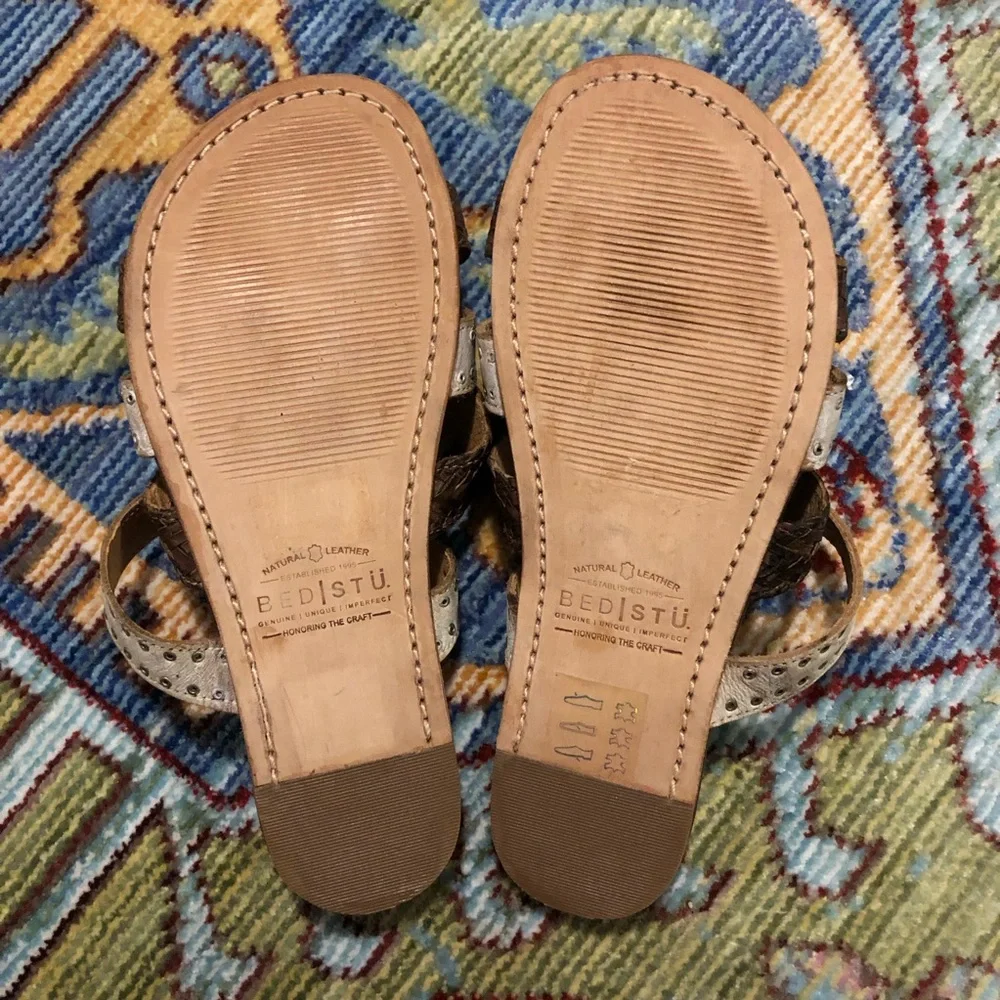 Bedstu Women’s Henna Teak Rustic Nectar Leather Grommet Detail Flat Sandals - Picture 3 of 3